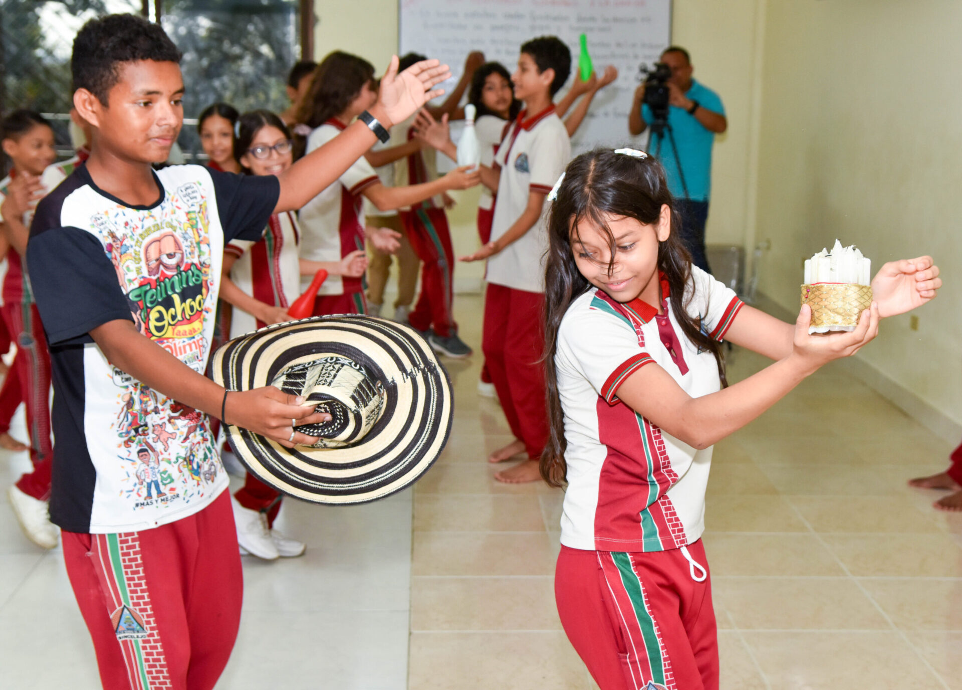 Aprendo viendo, aprendo haciendo: fomento didáctico del porro y el fandango en el marco del XXXIX (39) Encuentro Nacional de Bandas